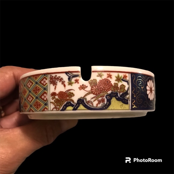 Vintage Imari Empress Japan Hand-Painted Ashtray - Picture 7 of 7